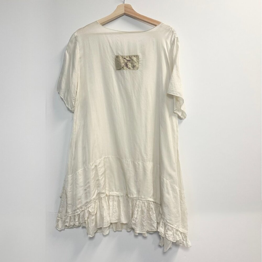 Magnolia Pearl Tunic Short Sleeve Silk Top
